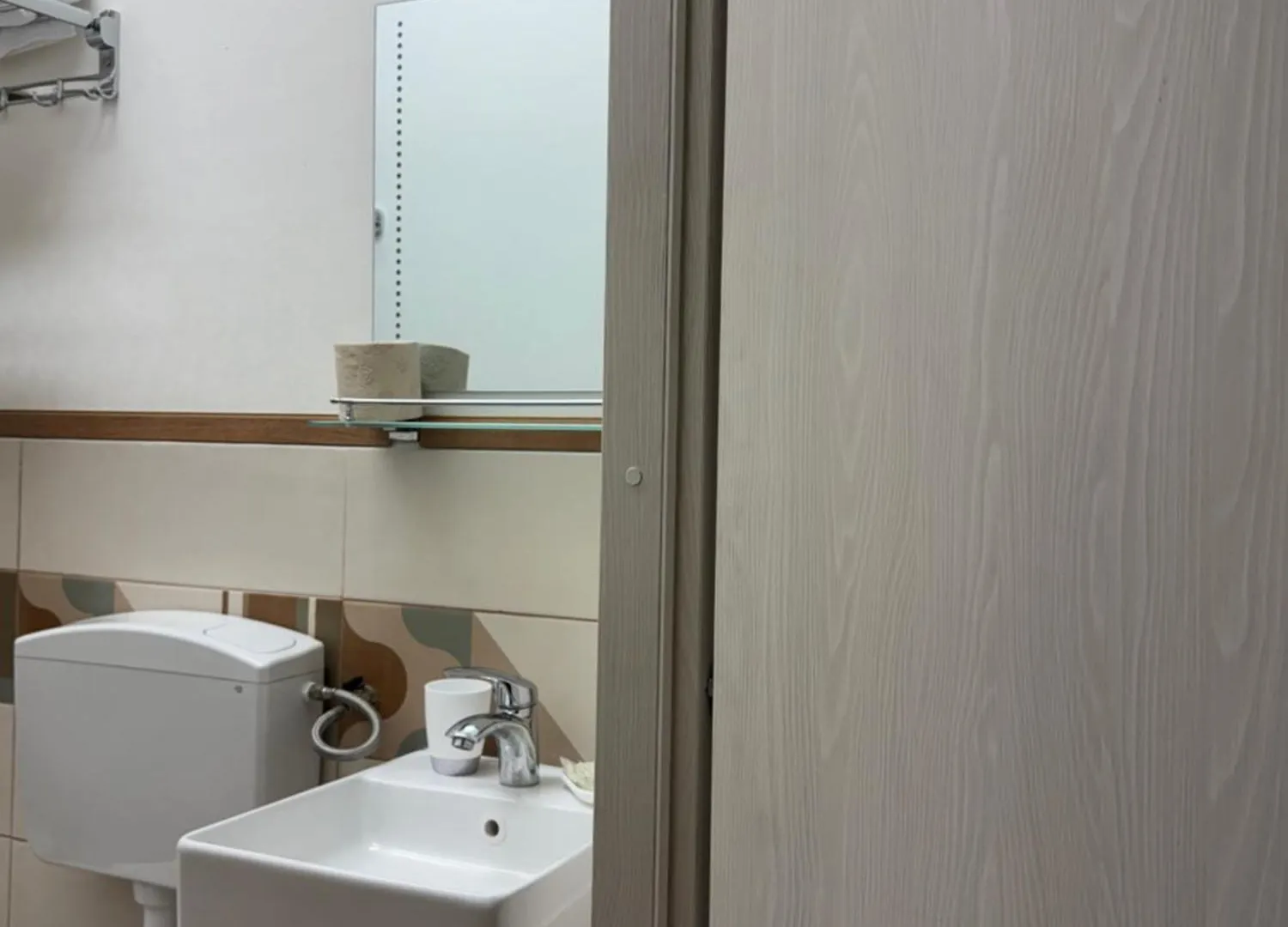 Crispi 120 Rooms New Opening Палермо Гостевой дом