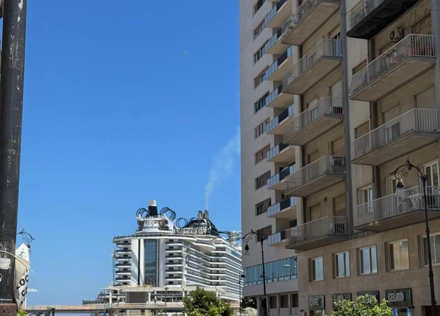 Гостевой дом Crispi 120 Rooms New Opening Палермо